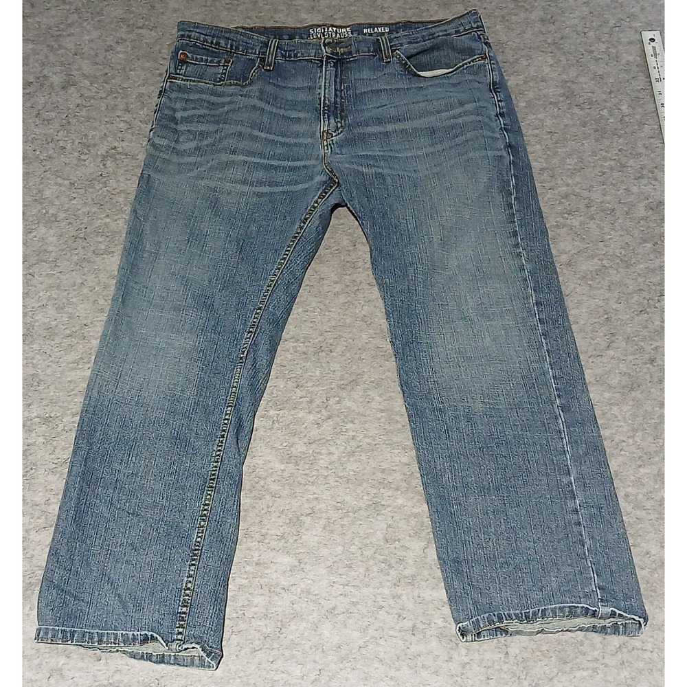 Signature‎ Levi Strauss Relaxed Fit Men's Jeans Light Wash Denim Pants